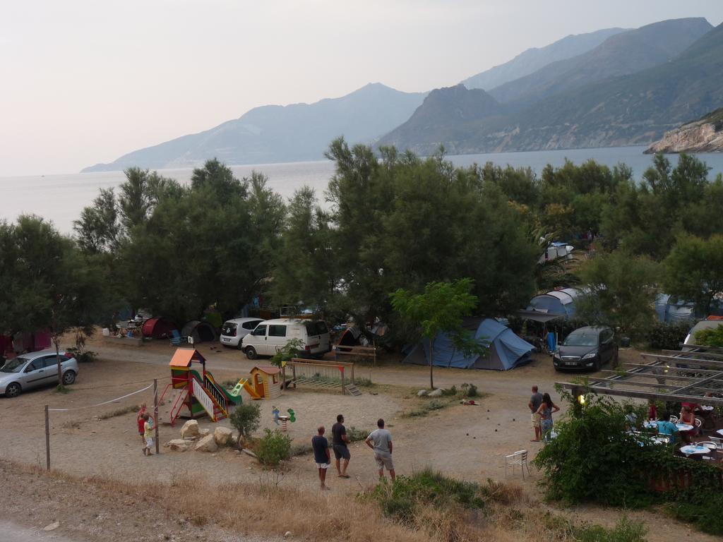 Camping Mobile Home U Sole Marinu 帕特里莫尼奥 外观 照片