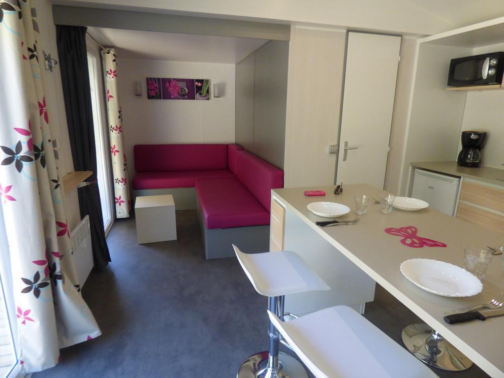 Camping Mobile Home U Sole Marinu 帕特里莫尼奥 客房 照片