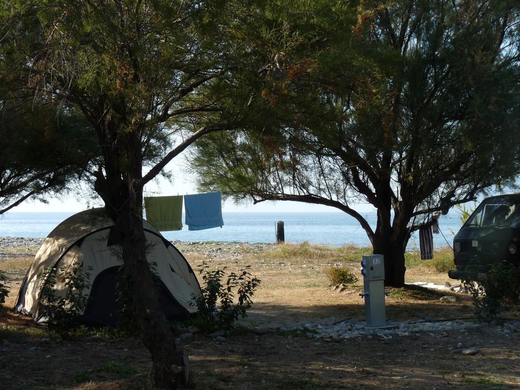 Camping Mobile Home U Sole Marinu 帕特里莫尼奥 外观 照片